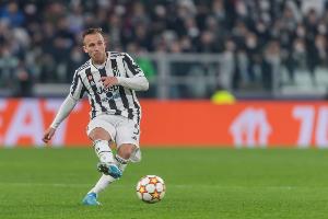 电竞世界杯-记者：贝蒂斯重新追求尤文中场阿图尔，他是佩莱格里尼喜爱的球员