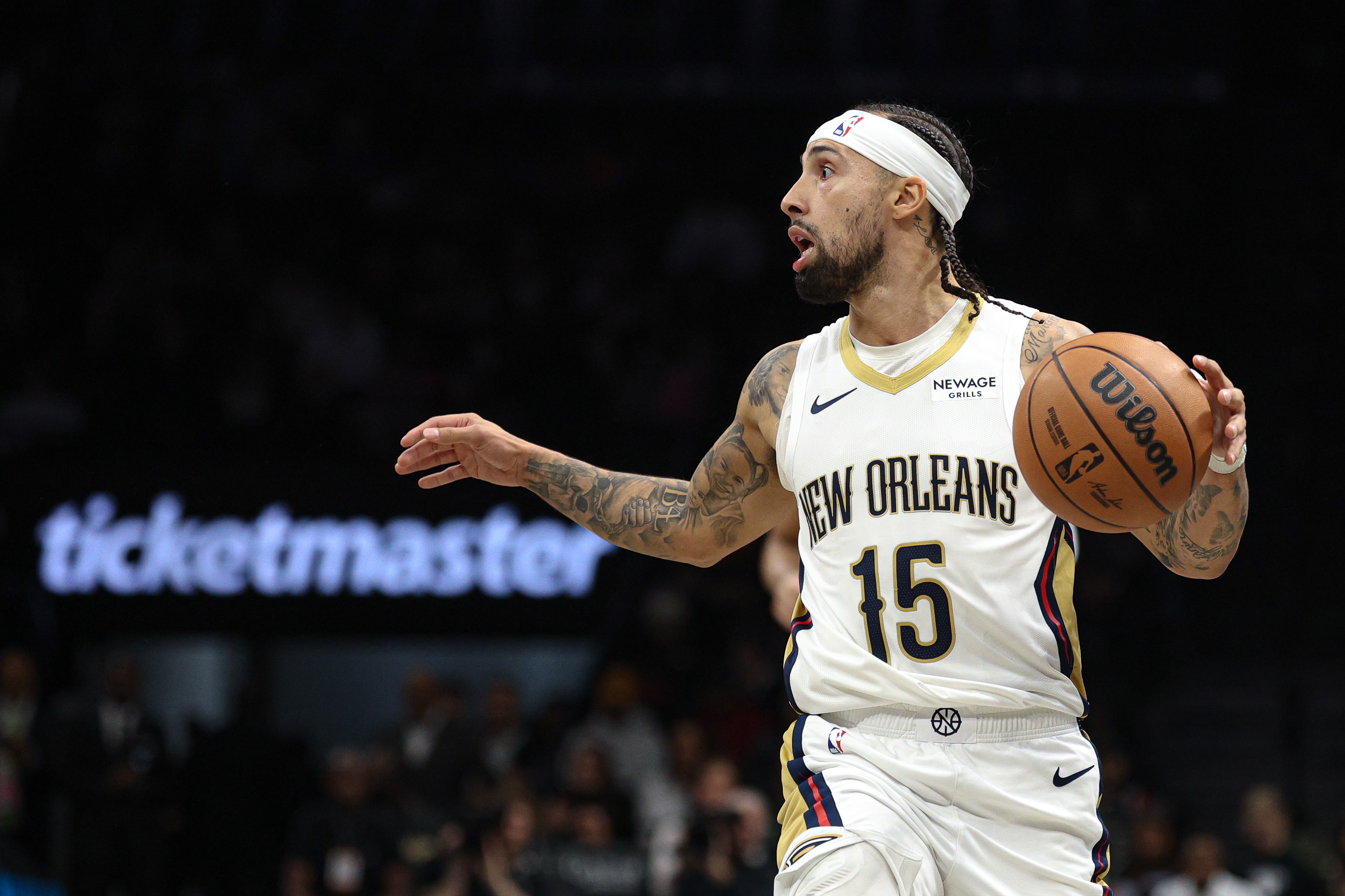 ewc电竞世界杯-香饽饽！名记：尼克斯、火箭和活塞均有意鹈鹕后卫阿尔瓦拉多