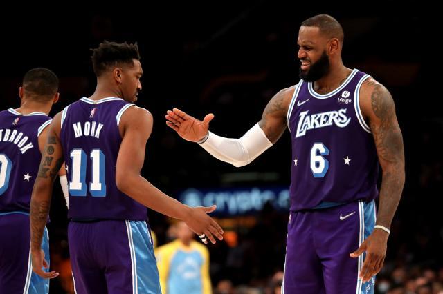 1641625480490051656.jpg malik-monk-lebron-james.jpg